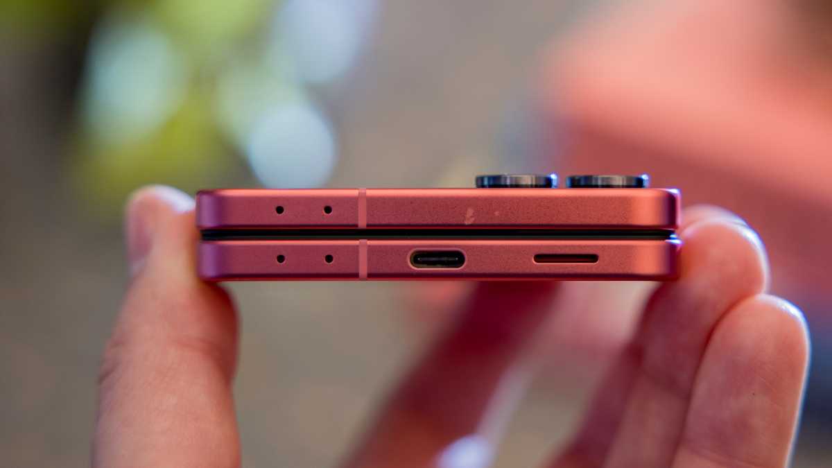 Дневник Samsung Galaxy Z Flip 7: мои первые 48 часов с новым складным телефоном