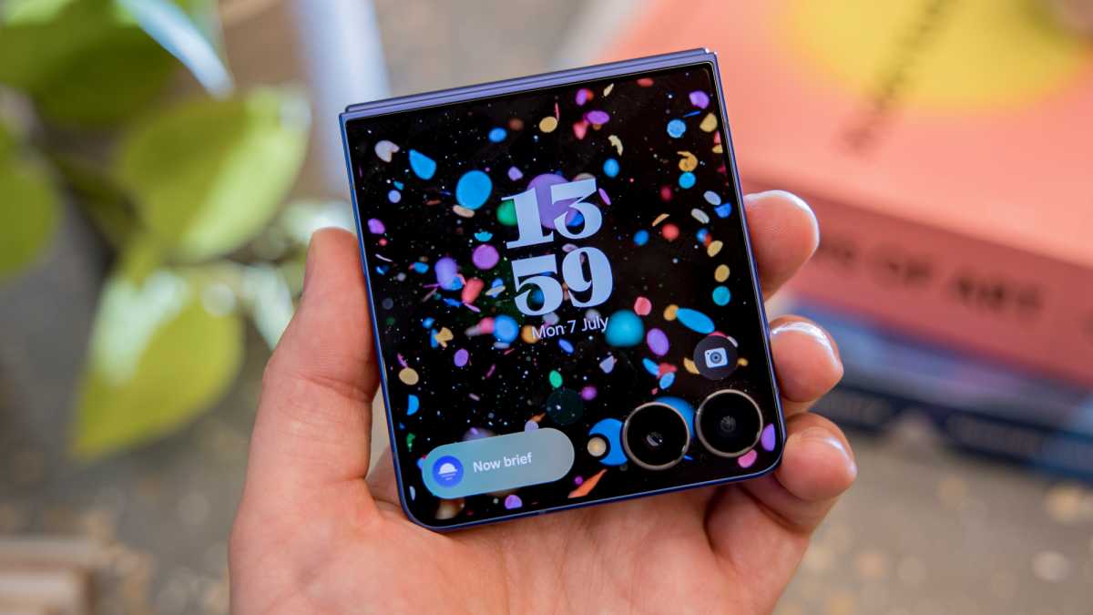 У меня уже сложились отношения любви и ненависти с Galaxy Z Flip 7