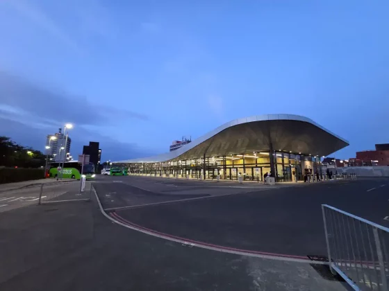 Обзор Galaxy Z Fold 7: король складных телефонов наконец определен? фото