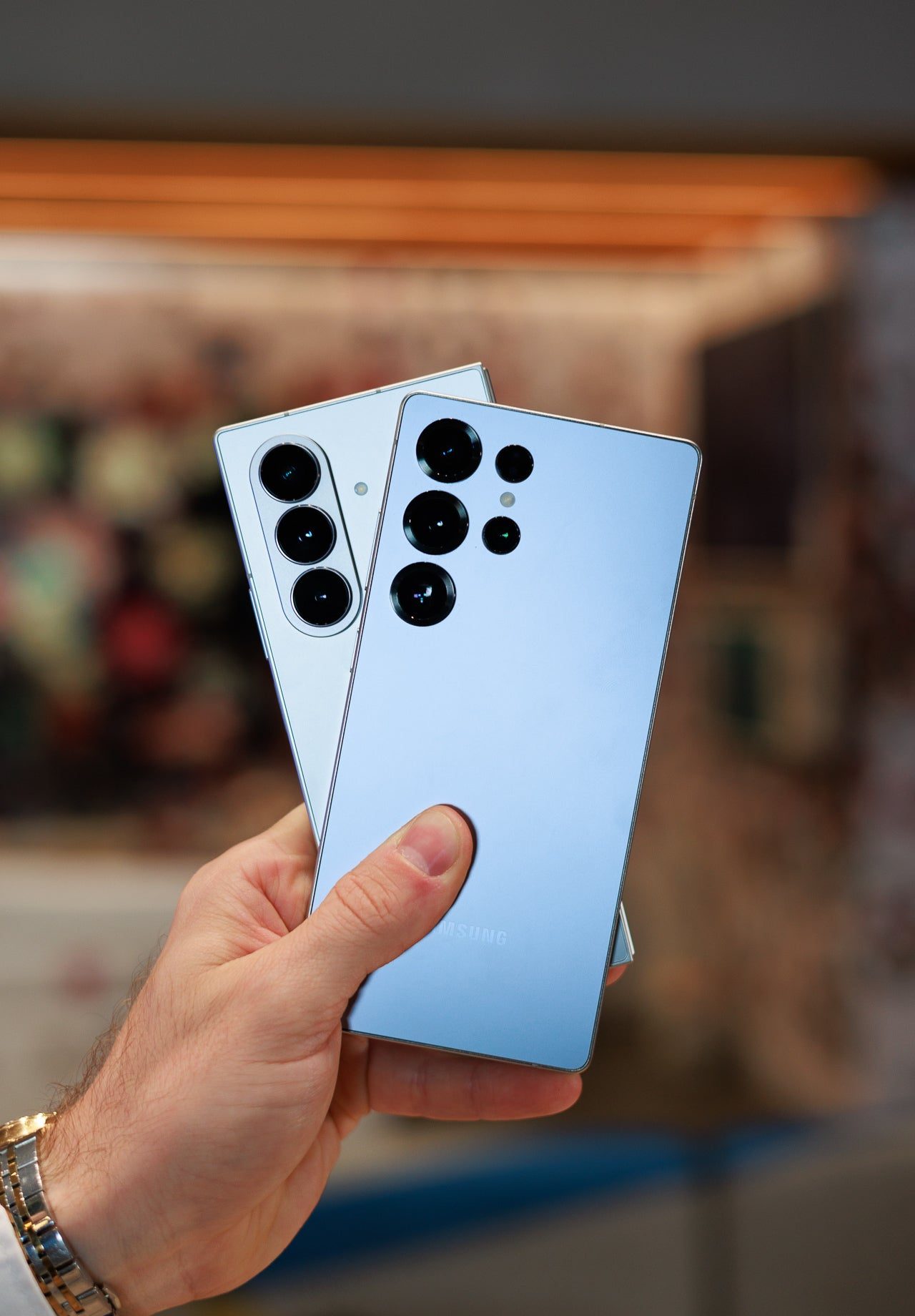 Galaxy Z Fold 7 против Galaxy S25 Ultra