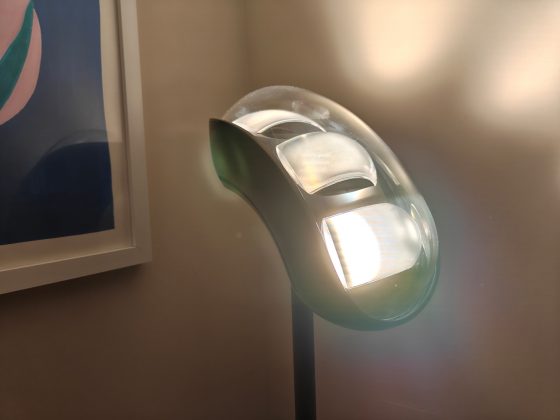 Торшер Govee — это ультрасовременный светильник, который так не хватало в моей гостиной