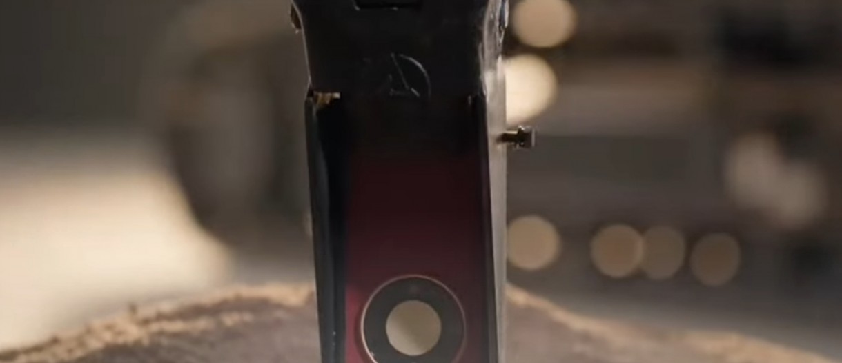 Honor X70 против экскаватора и пожарного шланга