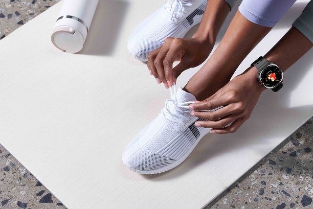 gsmarena_000 Обновление One UI 8 Watch докатилось до Galaxy Watch Ultra