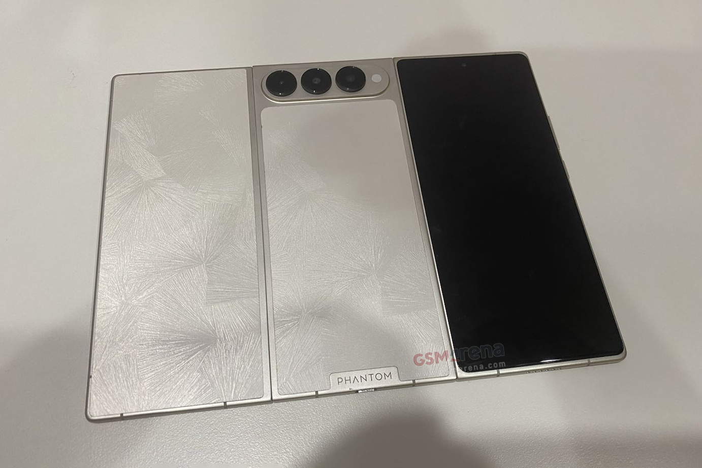 398085Tecno Phantom Ultimate G Fold: концепт-раскладушка, которая взорвёт рынок