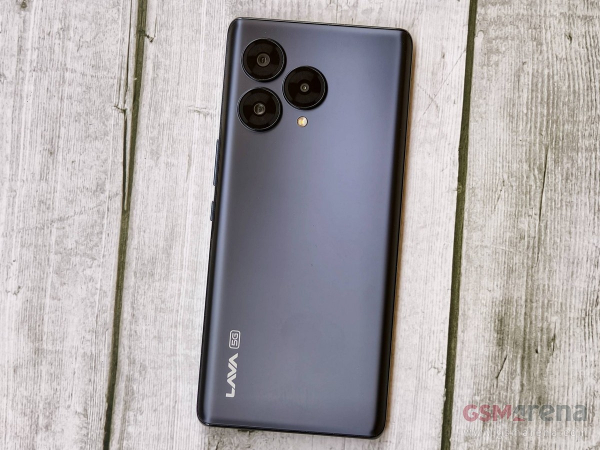 Lava Blaze Dragon и Blaze AMOLED 2 поступят в продажу в этом месяце картинка Lava Blaze Dragon и Blaze AMOLED 2 поступят в продажу в этом месяце