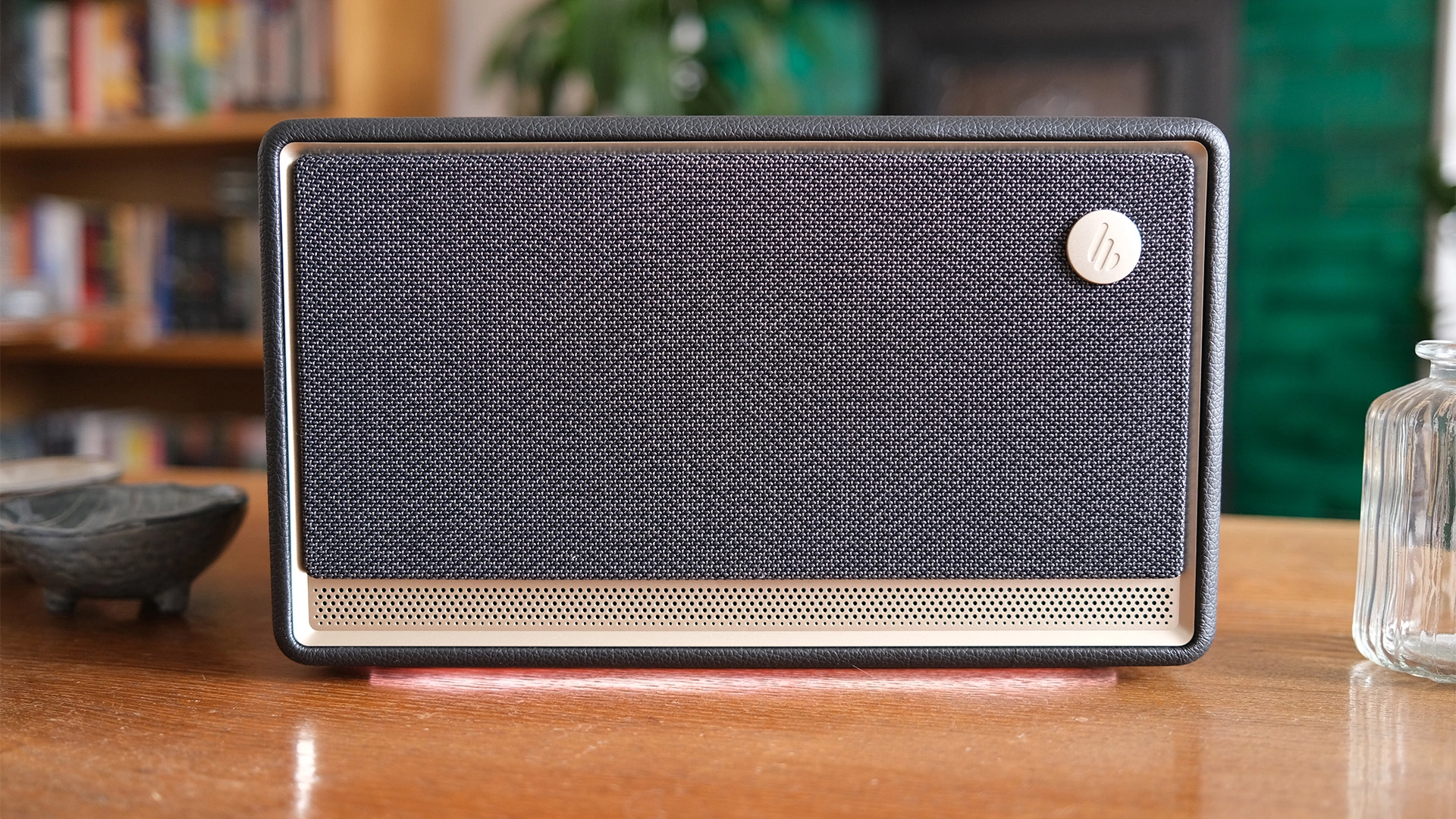 Edifier ES300 — винтажный шик или технологический провал?