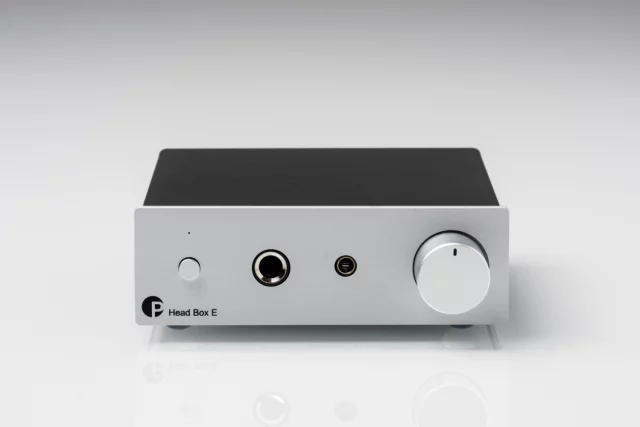 Head Box E Вы не поверите, сколько стоит компактный усилитель Head Box E от Pro-Ject!