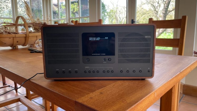 Revo SuperConnect Stereo