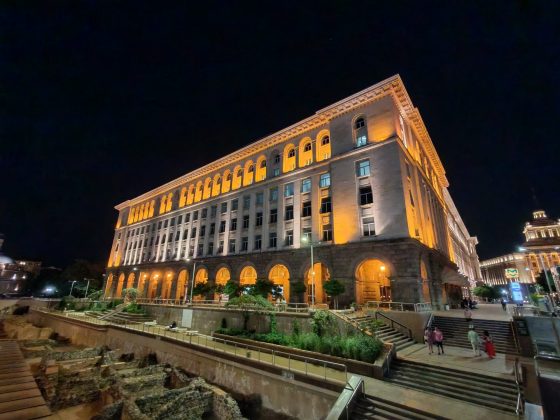 Honor 400 против Honor 400 Pro: компактный или мощный? фото