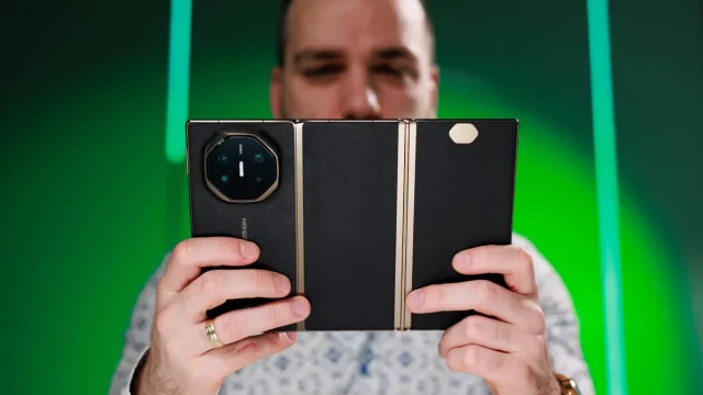 Huaweis-next-tri-fold-phone-leaks--and-things-are-looking-serious Утечка: новый трёхсгибаемый Huawei готов бросить вызов Samsung