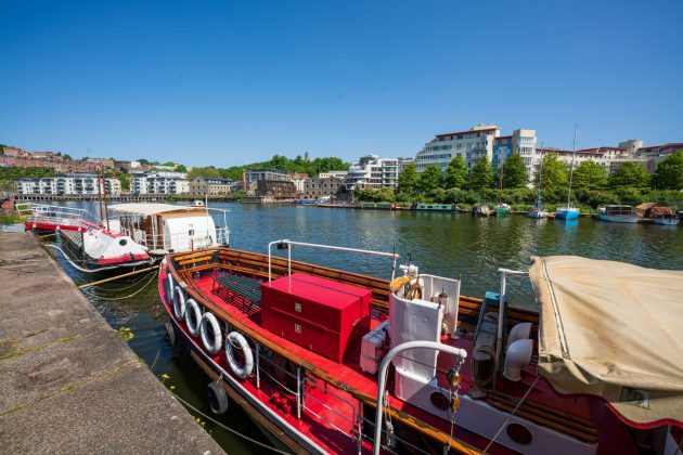 Лучшие объективы Sony A7 IV для портретов, улицы и свадьбы фото