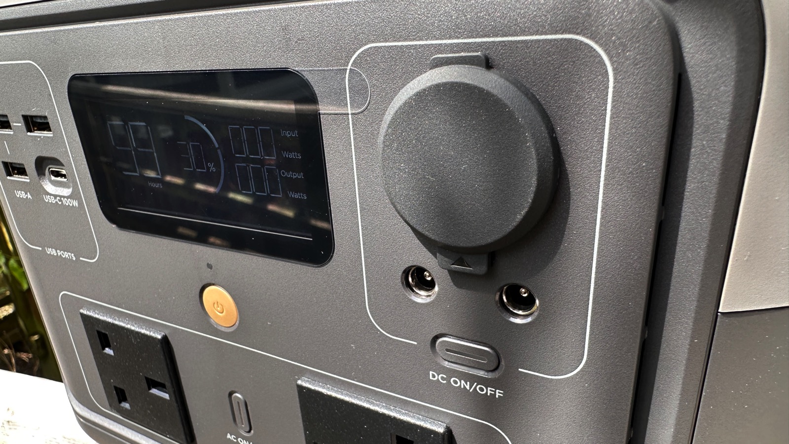 Нашёл идеальную портативную электростанцию для выездов без розетки