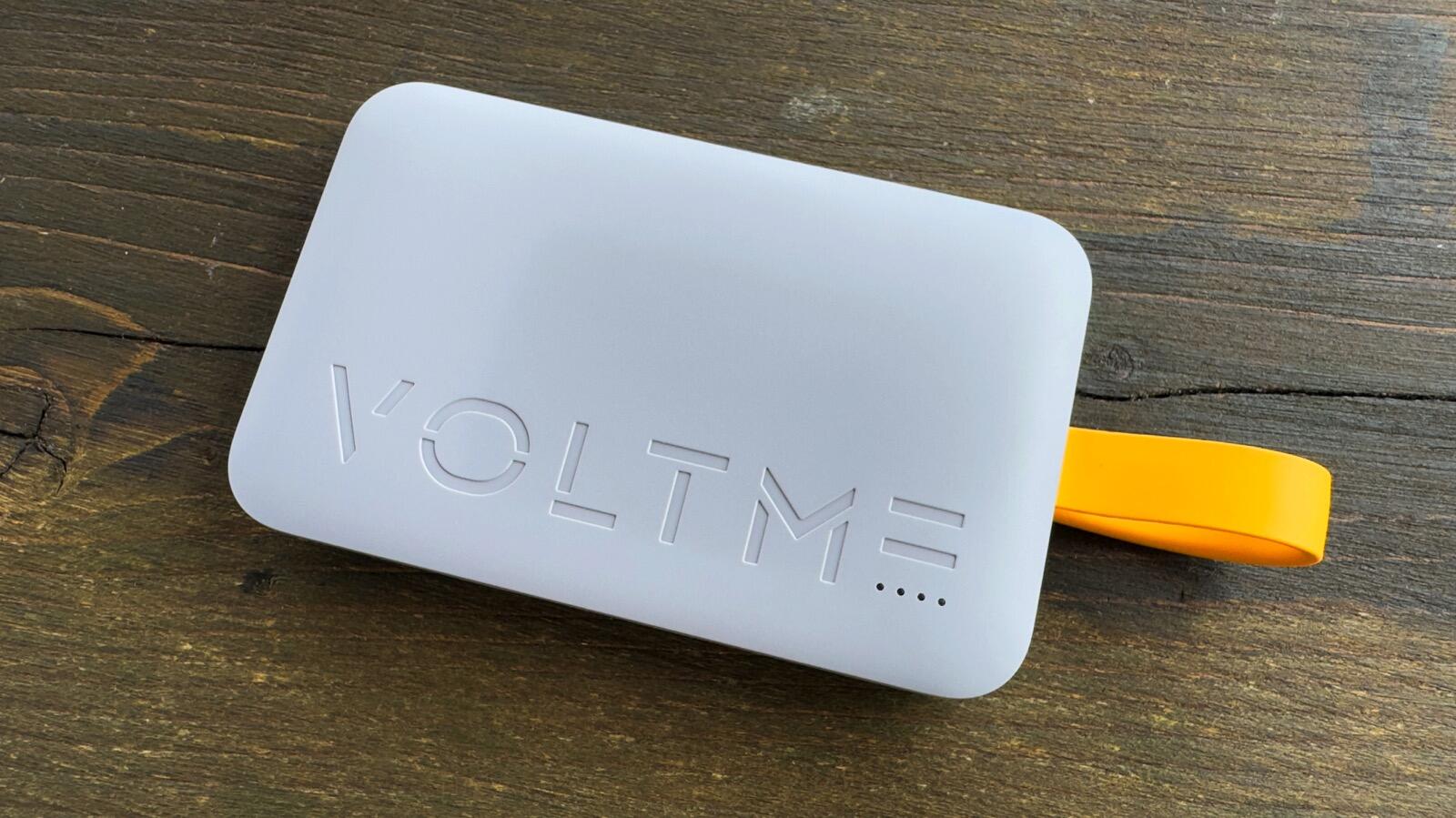 Нужен повербанк, который можно держать в кармане? Я нашел один за 22 доллара (и он мощный)