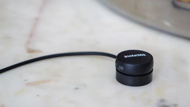 Обзор Insta360 Mic Air: надежный микрофон начального уровня картинка Insta360 Mic Air