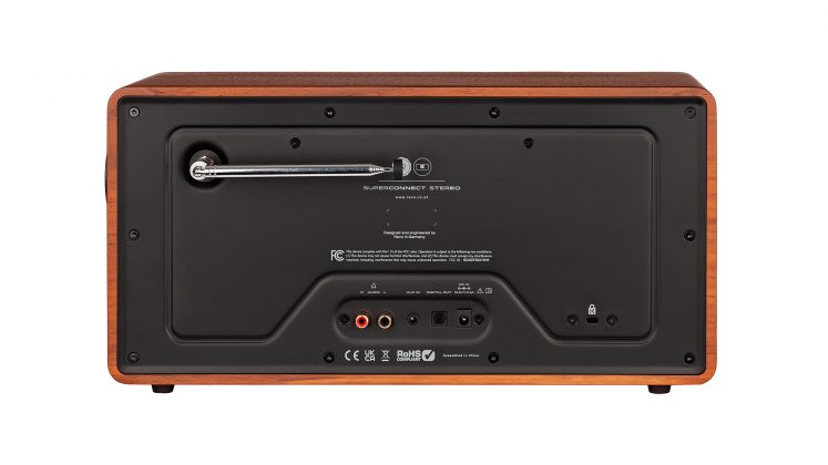 Revo SuperConnect Stereo