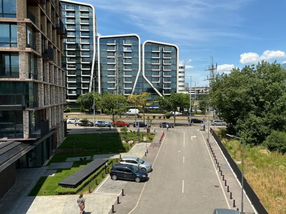 Обзор iPad 11 (2025): способный планшет для базовых задач фото