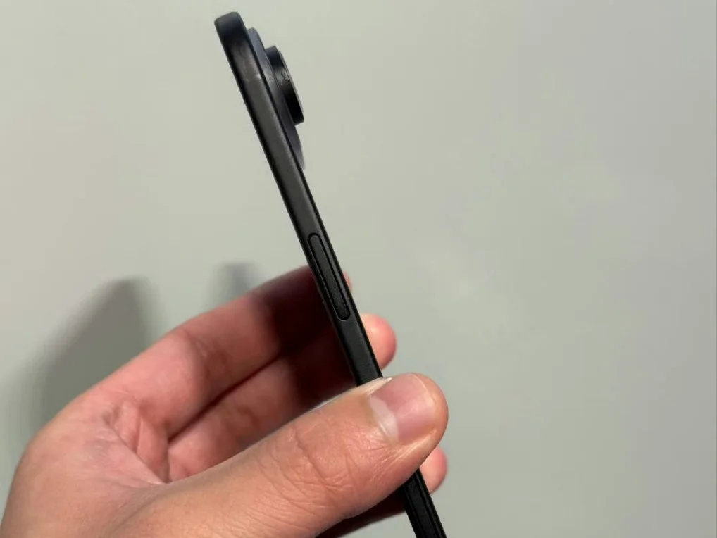 iPhone 17 Air: трескаются дисплеи, Apple исключает BOE из списка поставщиков картинка Тонкий корпус iPhone 17 Air