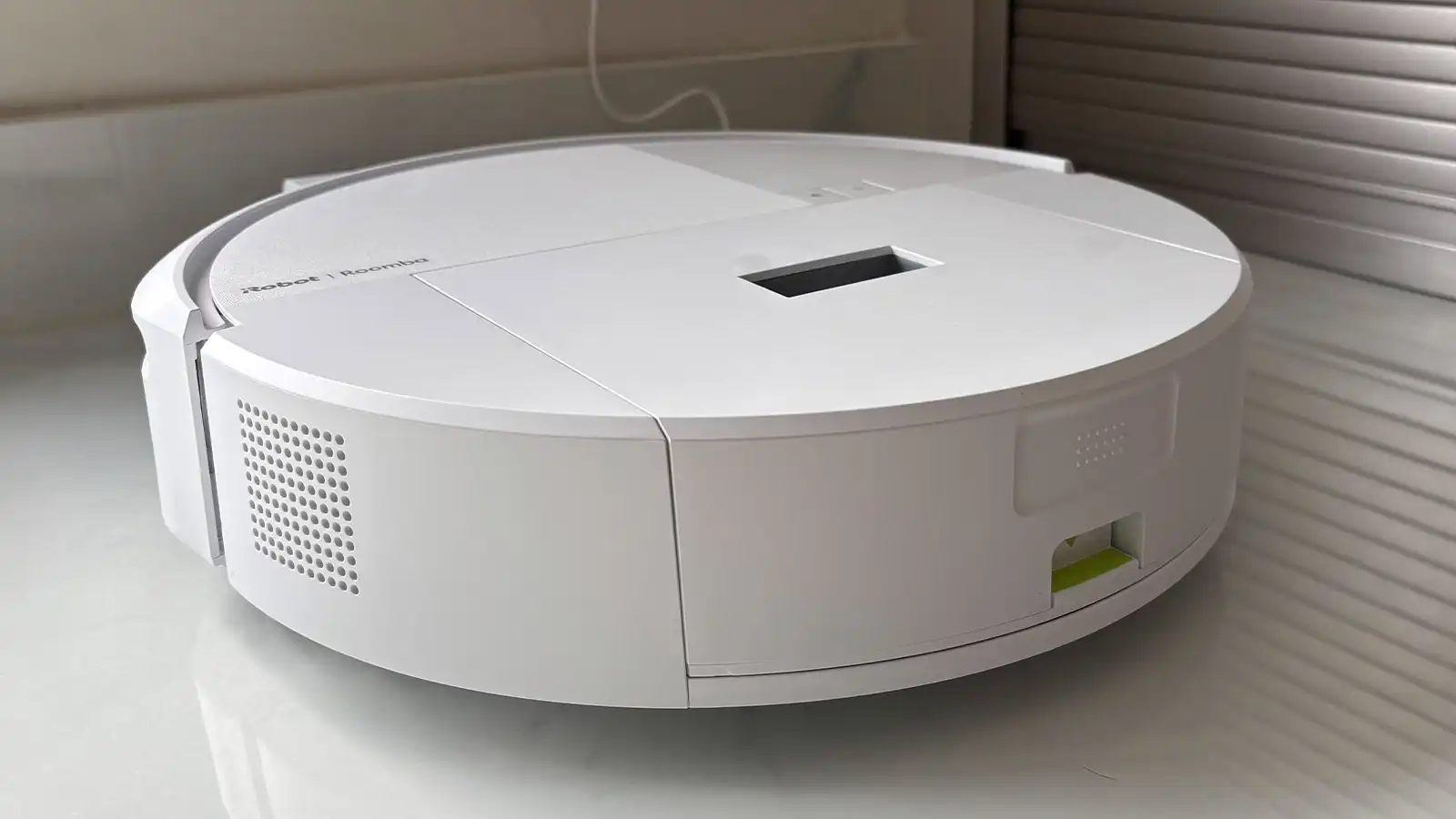 iRobot Roomba 205 DustCompactor Combo