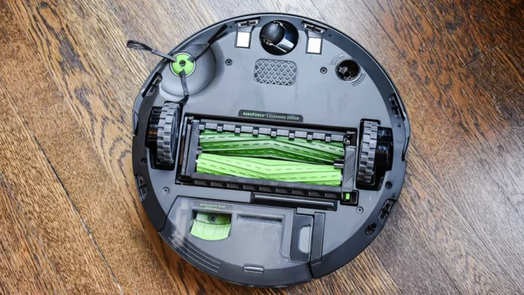 iRobot Roomba j7+