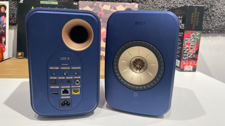 KEF LSX II