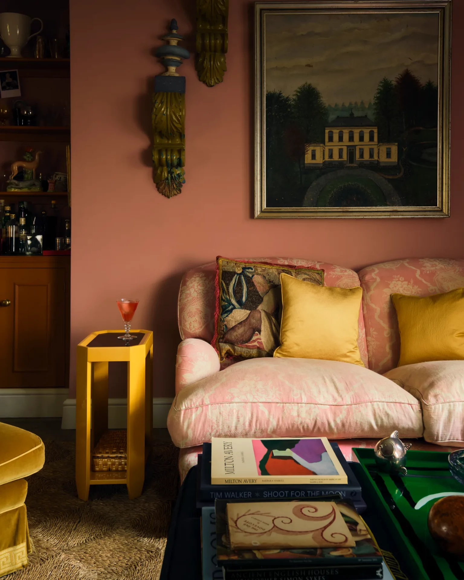 Лакированная мебель как использовать ее в интерьере