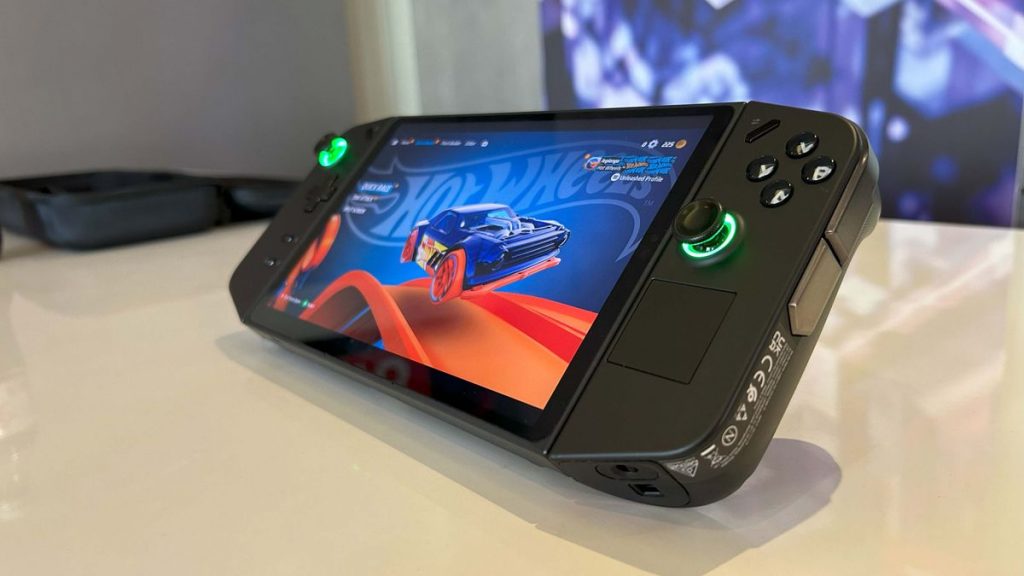 Лучшая портативная игровая консоль