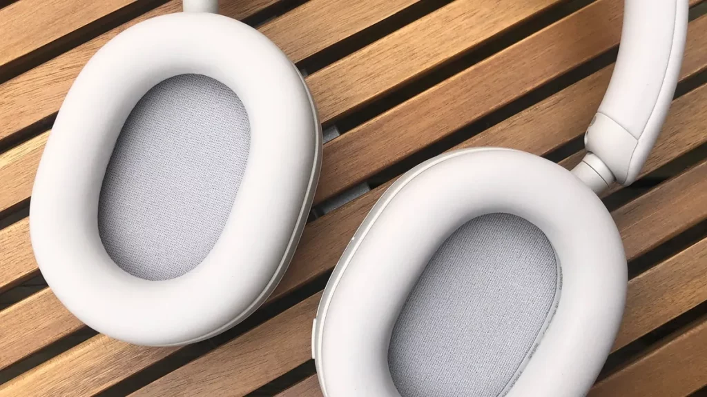 Лучшие беспроводные наушники