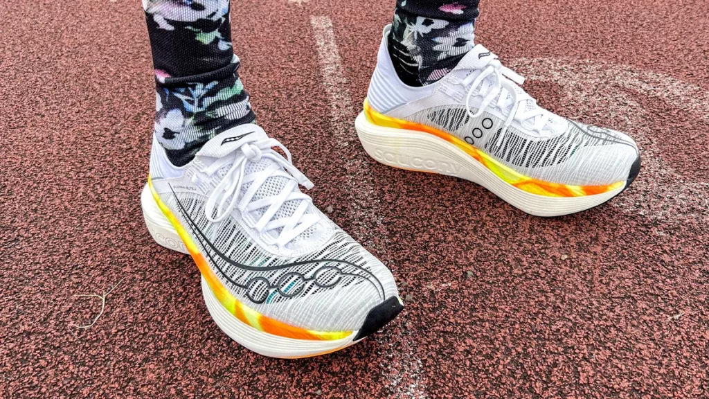 Лучшие кроссовки с карбоновыми вставками