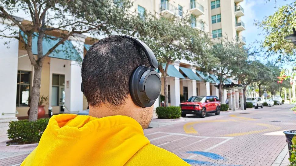 Лучшие наушники 2025 года: топ-модели, протестированные экспертами