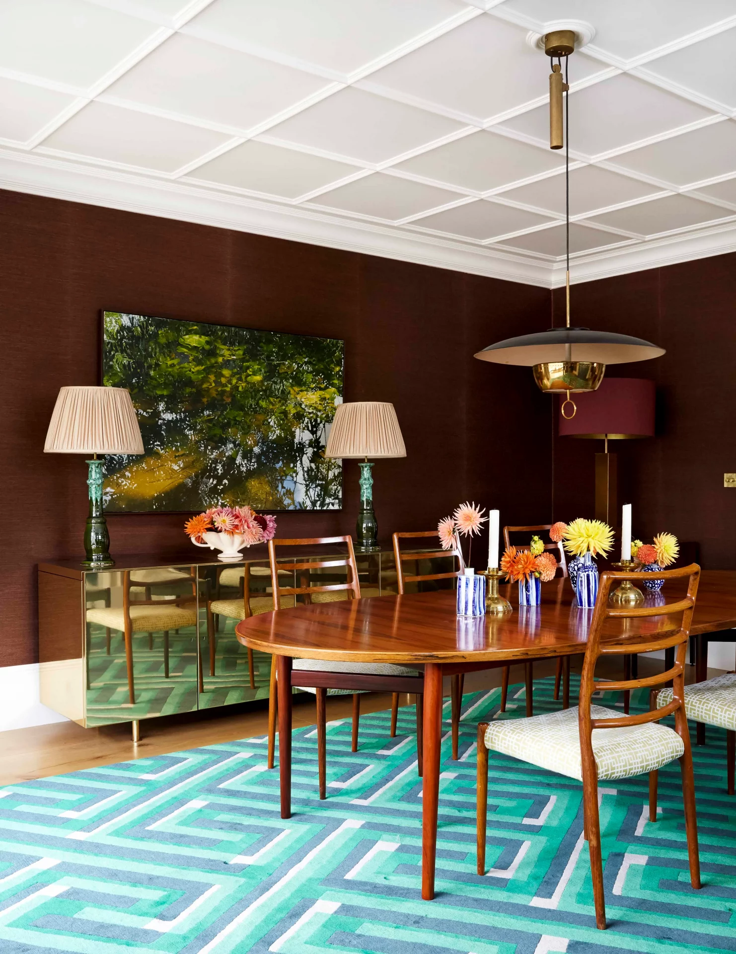 Архитектор, дизайнер и декоратор: кто есть кто и почему это важно?