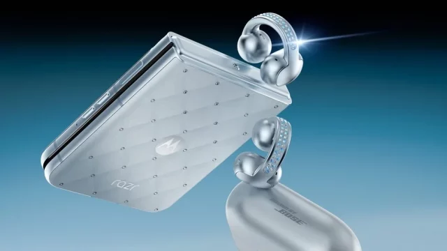 Motorola-is-bracing-itself-to-release-the-most-extra-foldable-of-2025 Motorola готовит самый безумный складной смартфон 2025 года