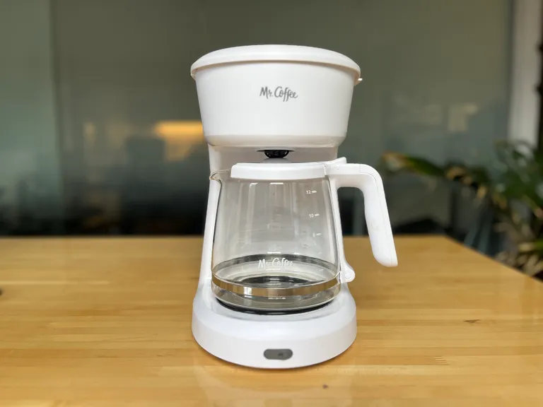 Mr. Coffee Simple Brew 12-Cup Switch