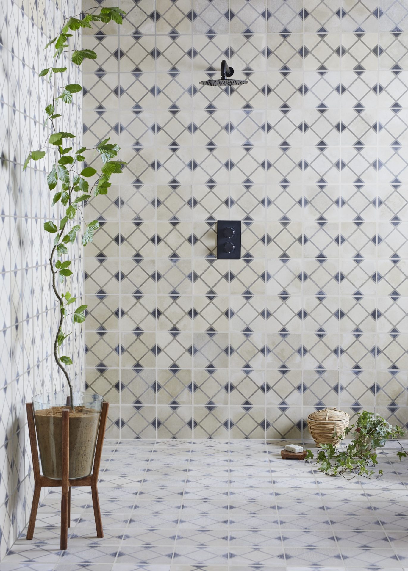 Какие существуют виды плитки? Используйте это как глоссарий при планировании ремонта в ванной