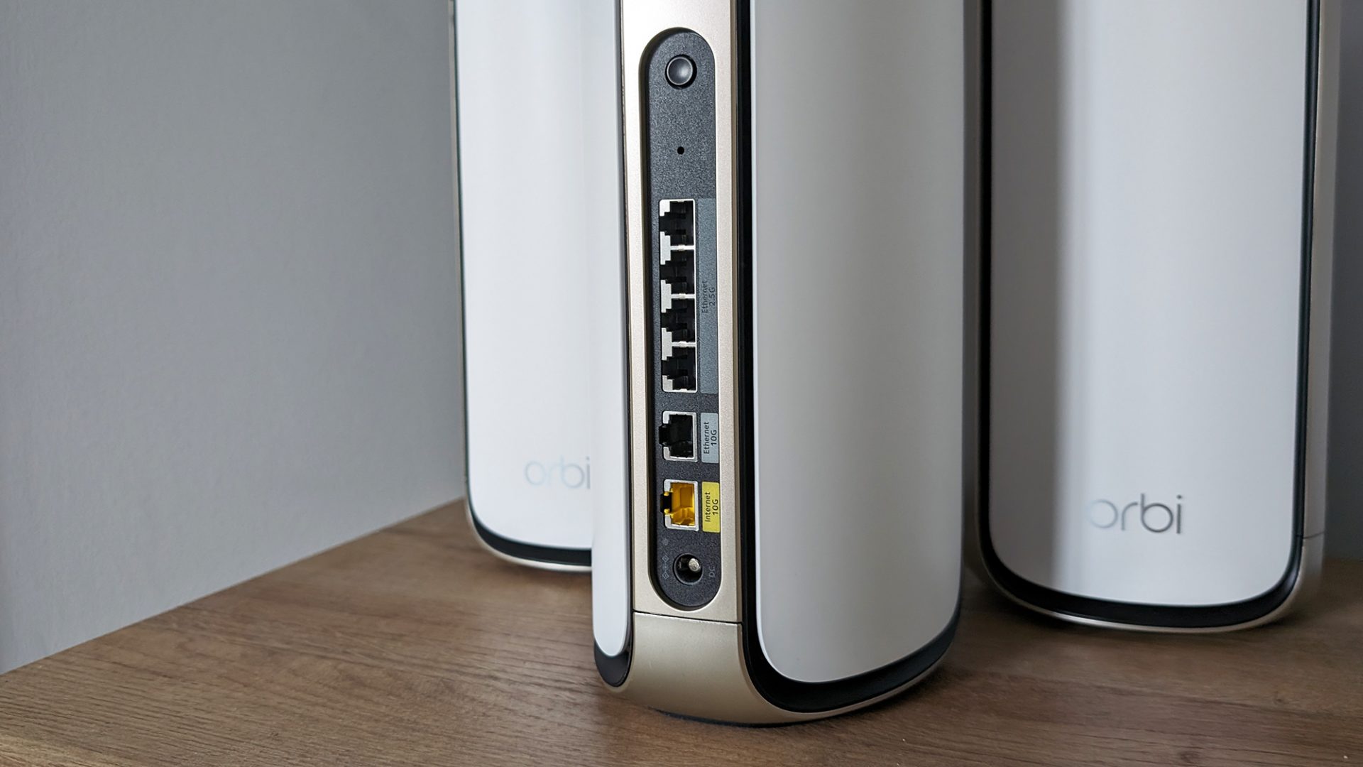 Netgear Orbi 970 Series: полный обзор Wi-Fi 7 mesh-системы картинка Netgear Orbi 970 Series