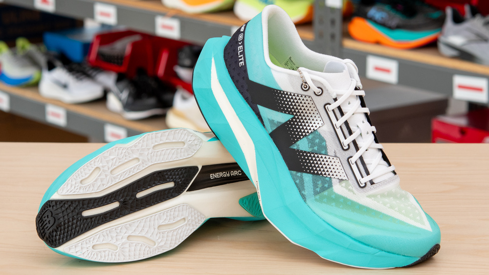 New Balance FuelCell SuperComp Elite v4