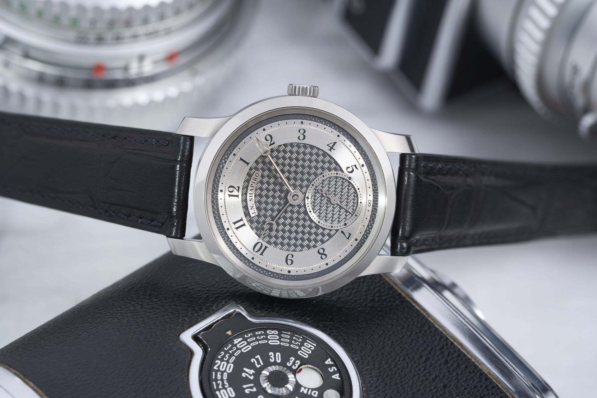 Топ независимых брендов часов: 5 марок которые стоит знать картинка J.N. Shapiro Watches Infinity Series