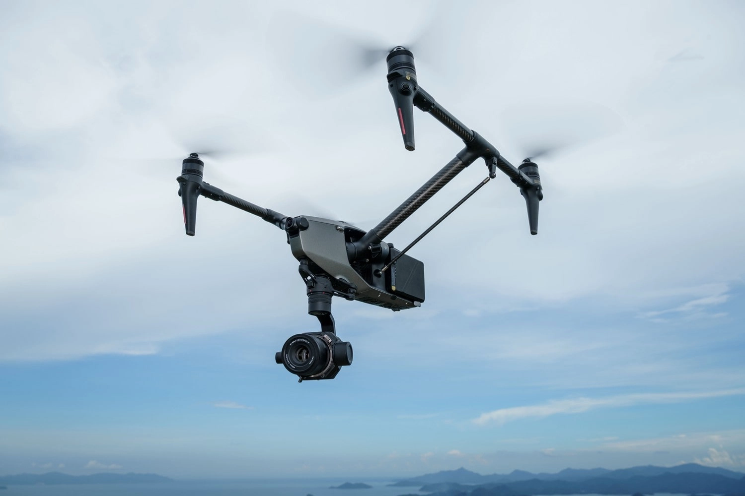 Viltrox выпускает первый дрон-объектив для DJI картинка Viltrox выпускает первый дрон-объектив для DJI