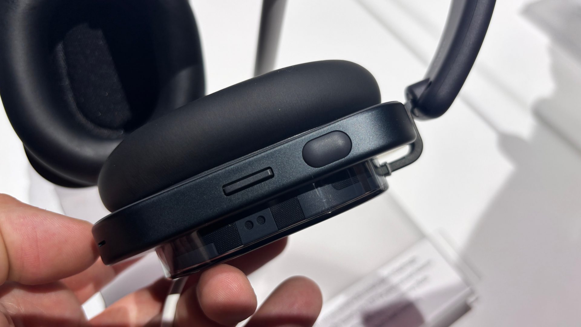 Nothing Headphone (1)