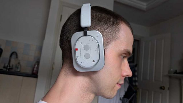 Nothing Headphone (1)