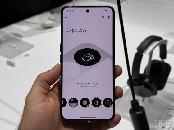 Nothing Phone (3) — самый необычный флагман на сегодняшний день, и это хорошо