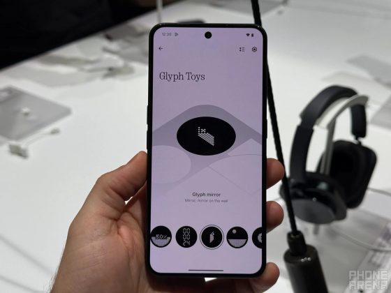 Nothing Phone (3) — самый необычный флагман на сегодняшний день, и это хорошо