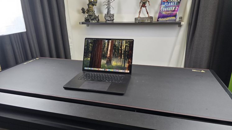 Apple MacBook Pro 16-inch (M4 Pro)