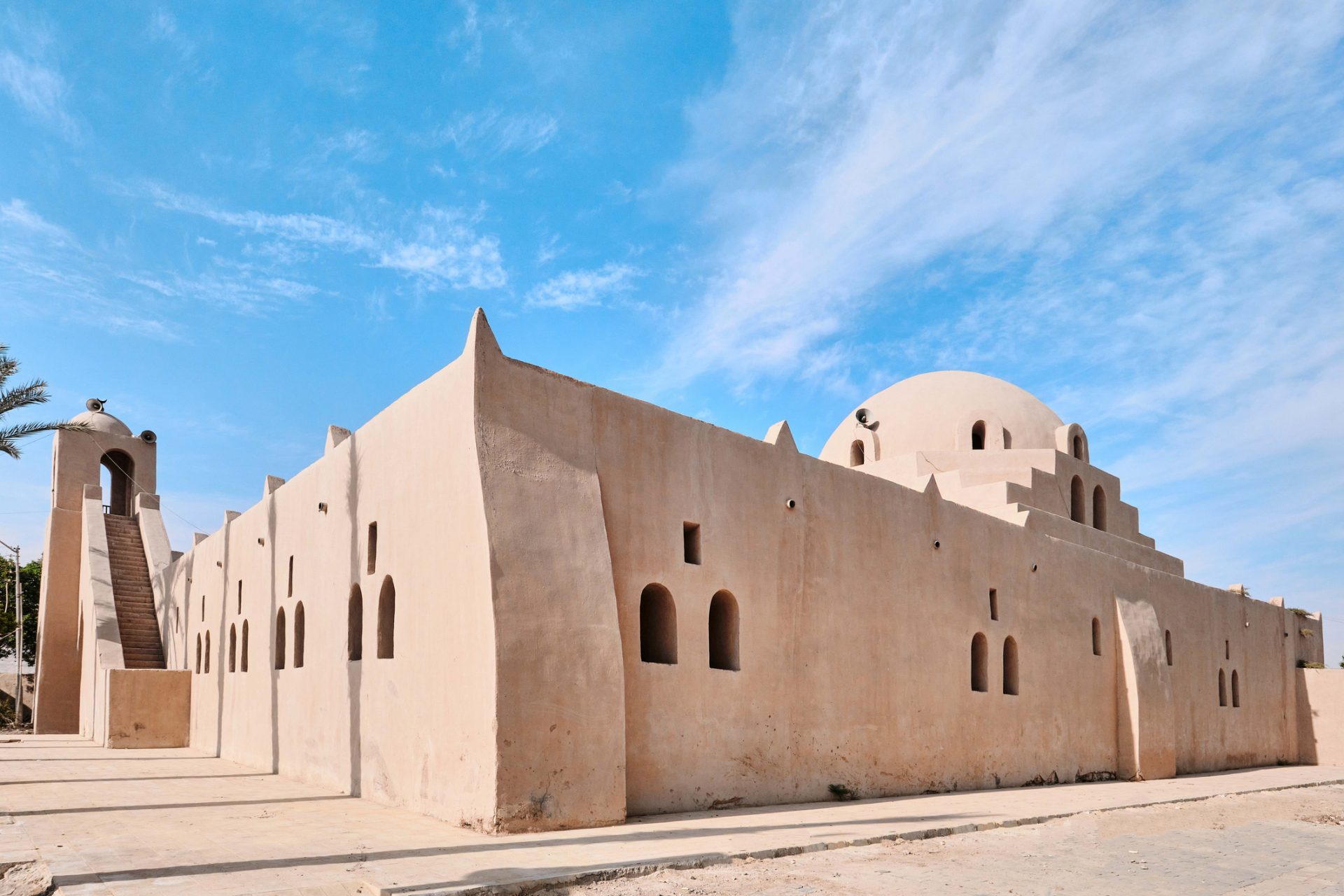 Путеводитель по работам самых влиятельных архитекторов модернизма