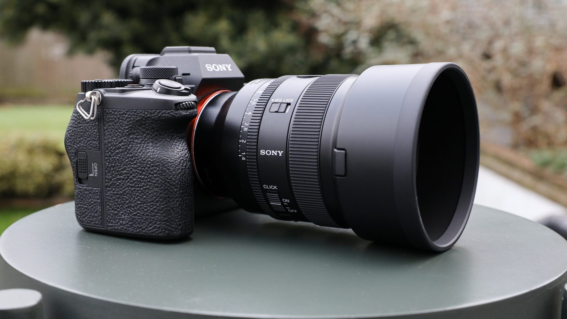 Sony FE 50mm f/1.4 G Master