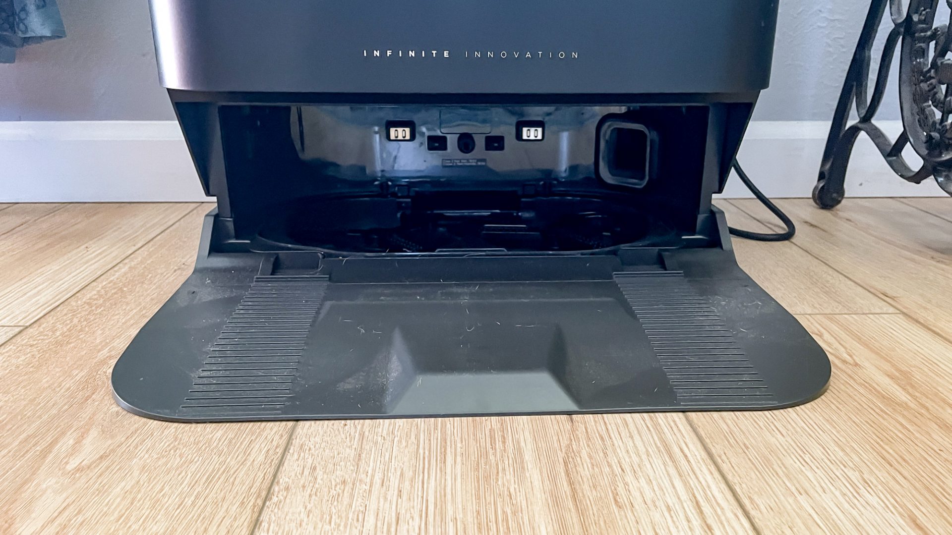 Обзор Eureka J15 Ultra: дизайн, характеристики, функции