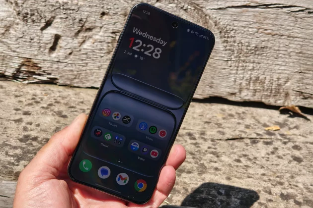 Обзор OnePlus 13s: безупречная автономность и флагманская мощь фото