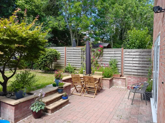 Обзор OnePlus 13s: безупречная автономность и флагманская мощь фото