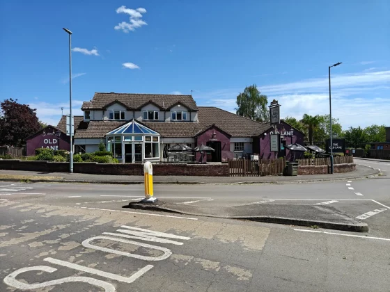 Обзор OnePlus 13s: безупречная автономность и флагманская мощь фото