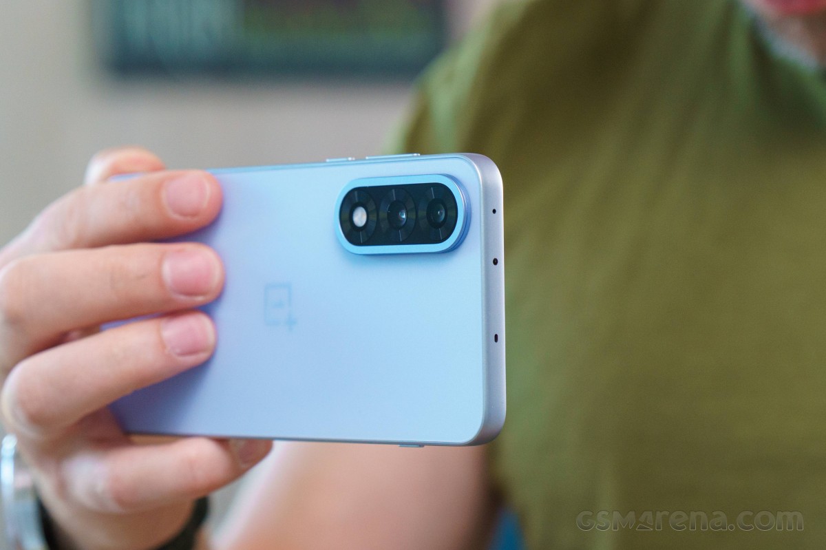 396981Обзор OnePlus Nord 5: выглядит как iPhone и многое умеет