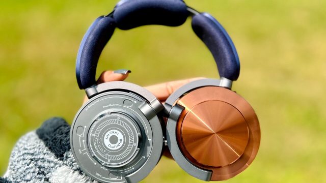 Проверил дорогие флагманские наушники Dyson — они лучше, чем я ожидал